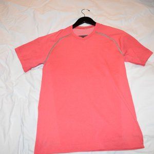 lululemon metal  vent tech